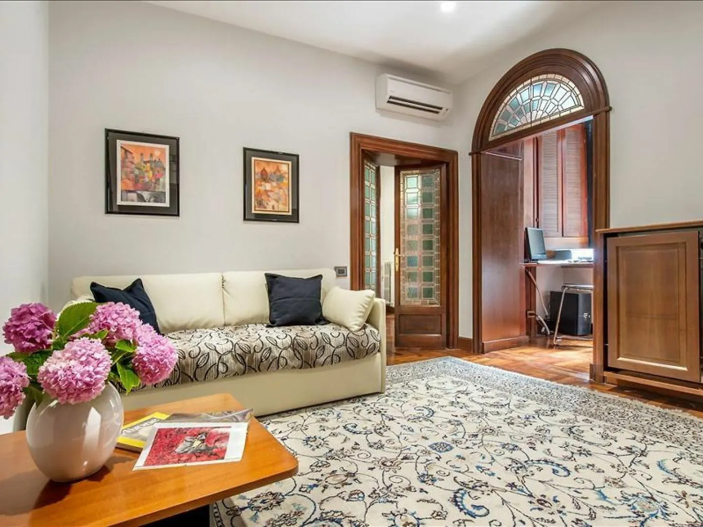 Elisa Hotel Rome Italy